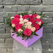 Цветочная композиция из Розы в коробке в Кадуе