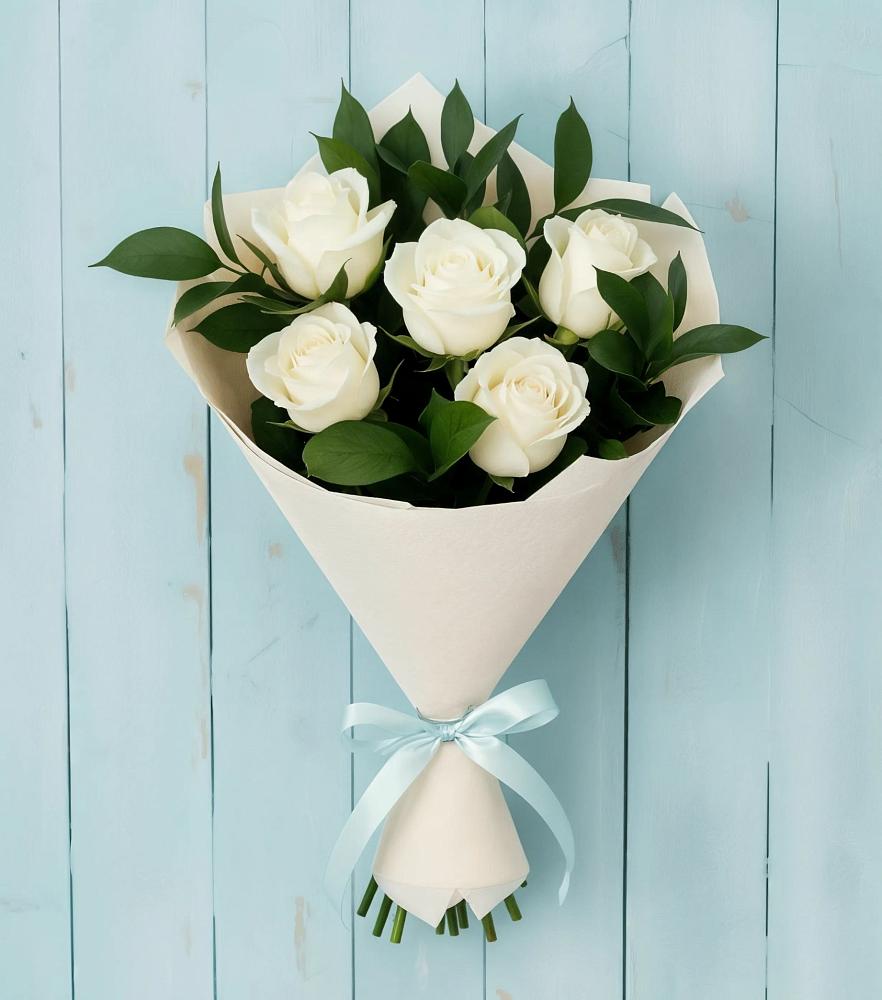 Букет цветов из: Розы в Кадуе