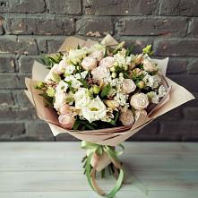 Букет цветов из:  Альстромерии, Розы и Хризантемы в Кадуе