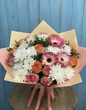 Букет цветов из:  Розы, Герберы и Хризантемы в Кадуе