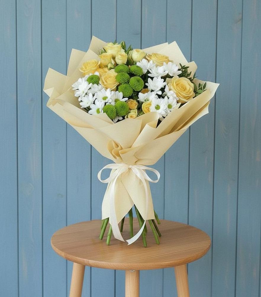 Букет цветов из: Хризантемы и Розы в Кадуе