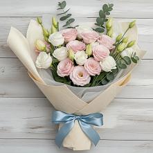 Букет цветов из:  Лизиантусы #REPLACE_PRED# Кадуе