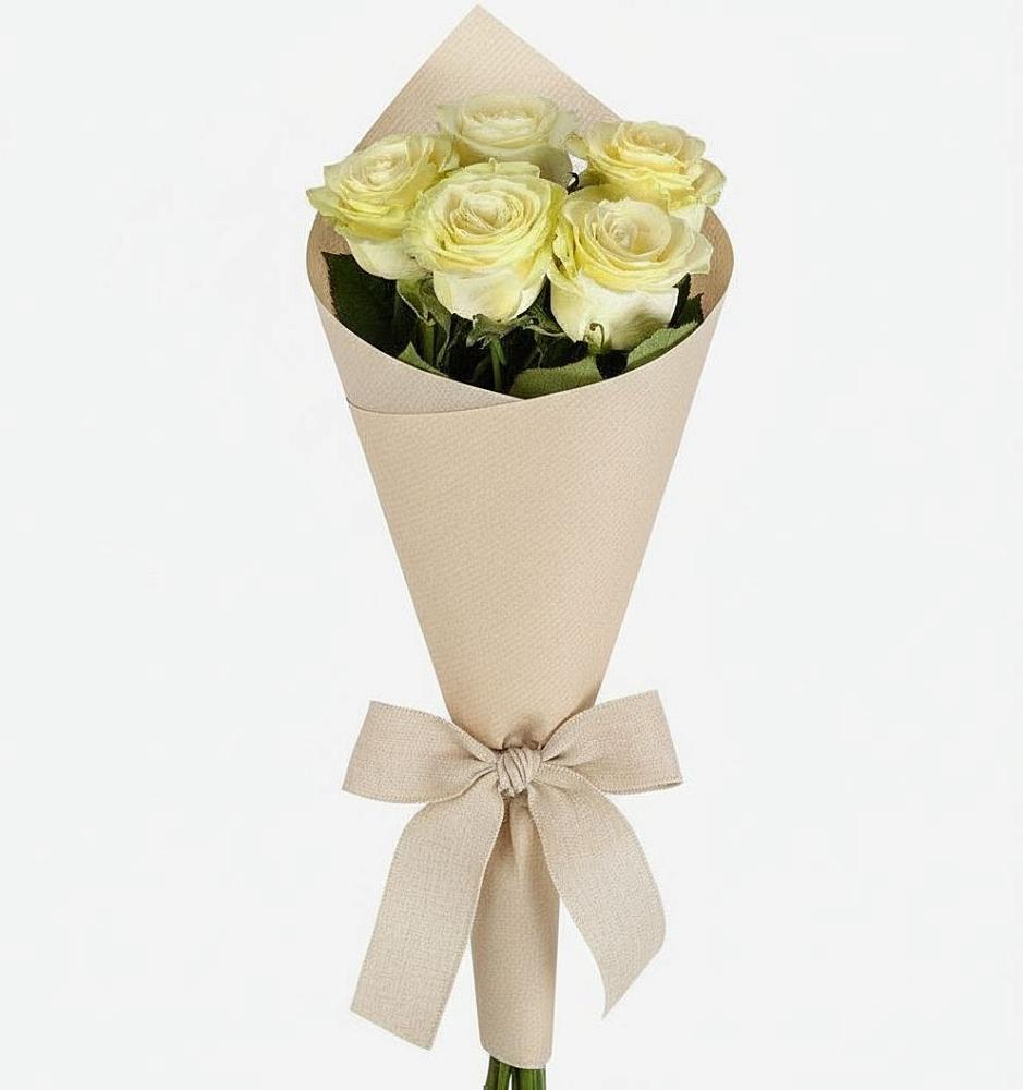 Букет цветов из: Розы в Кадуе