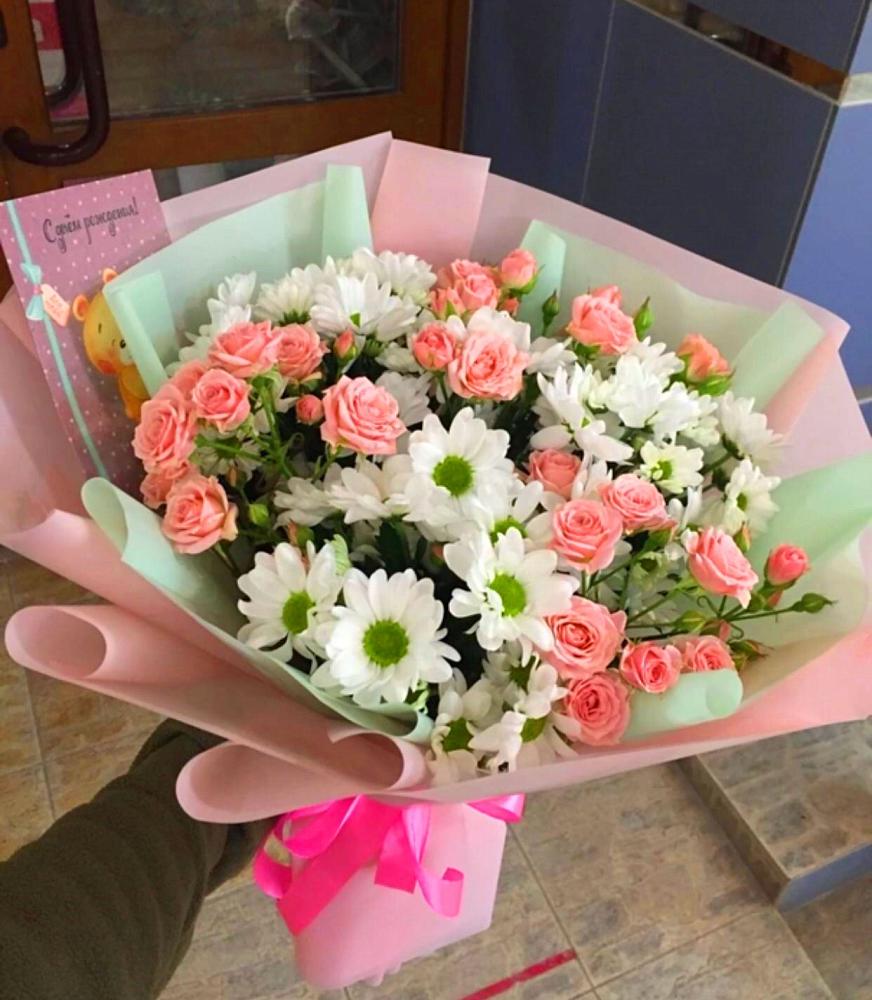 Букет цветов из: Розы и Хризантемы в Кадуе