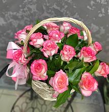 Цветочная композиция из Розы в корзине #REPLACE_PRED# Кадуе
