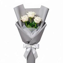 Букет 3 белые розы #REPLACE_PRED# Кадуе