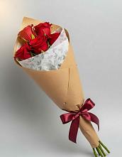 Букет цветов из:  Розы в Кадуе
