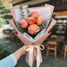 Букет цветов из:  Розы в Кадуе