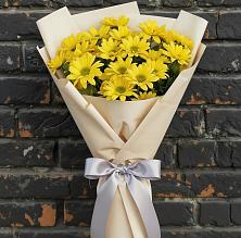 Букет цветов из:  Хризантемы в Кадуе
