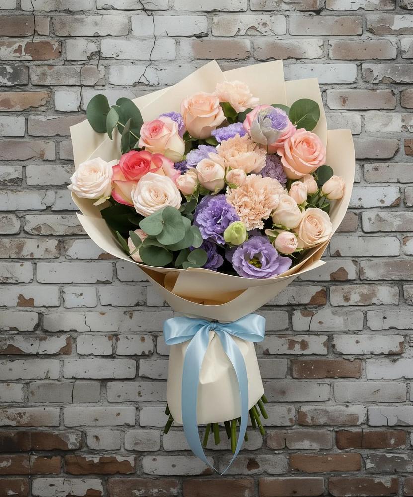 Букет цветов из: Розы, Лизиантусы и Гвоздики в Кадуе