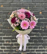 Букет цветов из:  Герберы и Хризантемы в Кадуе