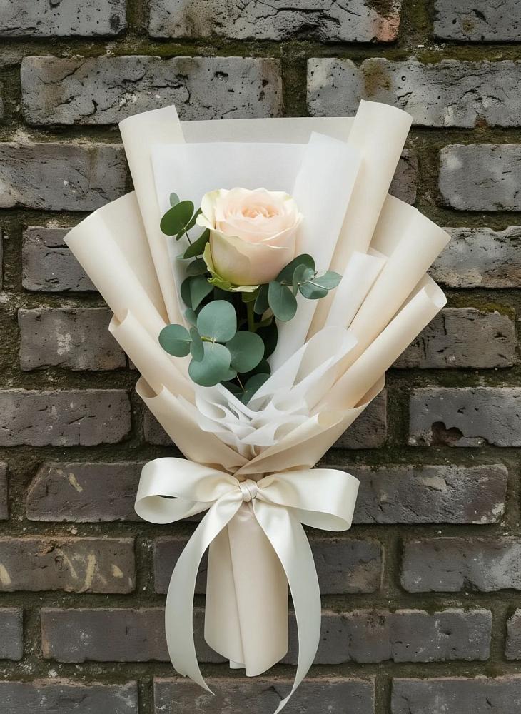 Букет цветов из: Розы в Кадуе