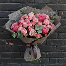 Букет цветов из:  Розы в Кадуе